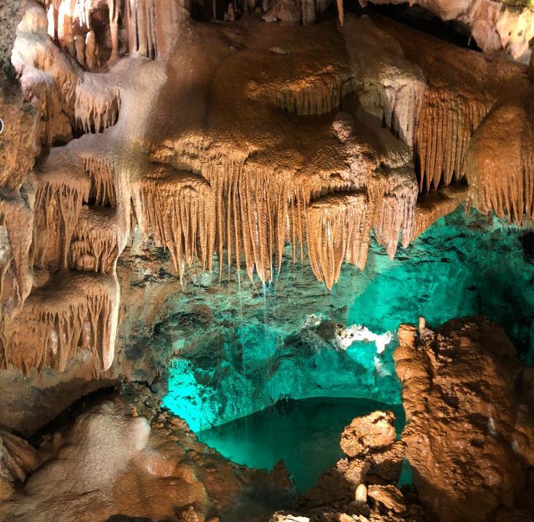 GRUTAS DE MIRA DE AIRE - Casa Valhal